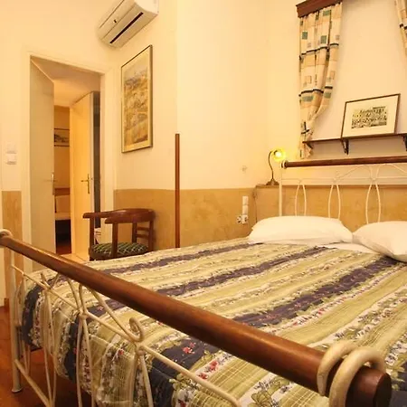 Ferienwohnung En Ermoupoli Zimmer foto